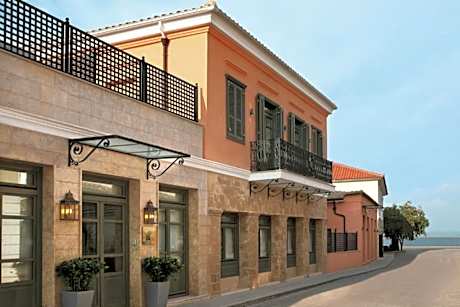 The Captain's House Boutique Hotel