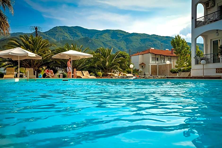 Stavros Beach Hotel