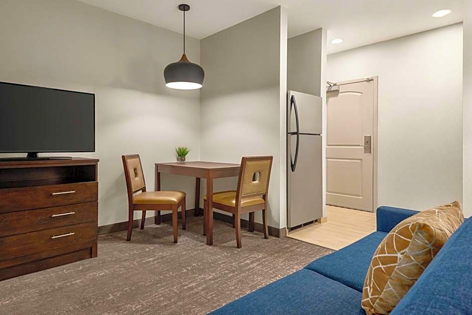 Homewood Suites By Hilton Fort Wayne