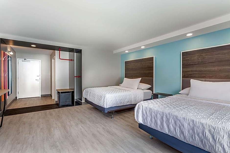 Tru By Hilton Madison West