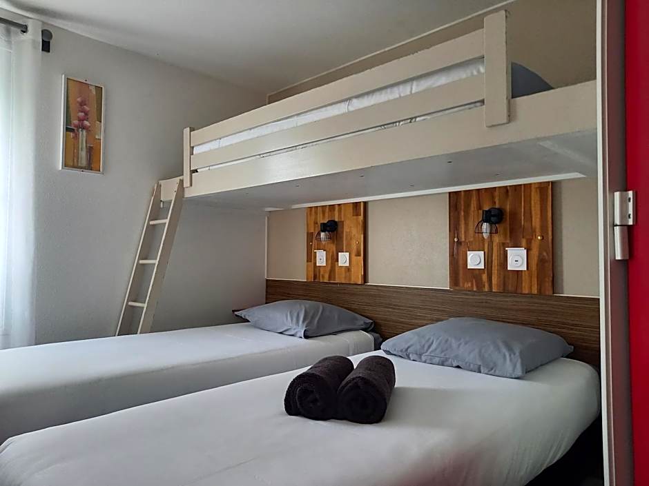 Kyriad Direct Saintes (ex Balladins)