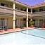 Travelodge by Wyndham Costa Mesa Newport Beach Hacienda
