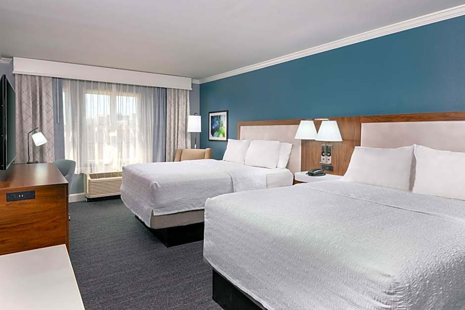 Hampton Inn By Hilton Savannah Historic District
