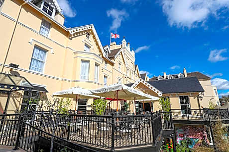 Royal Exeter Hotel