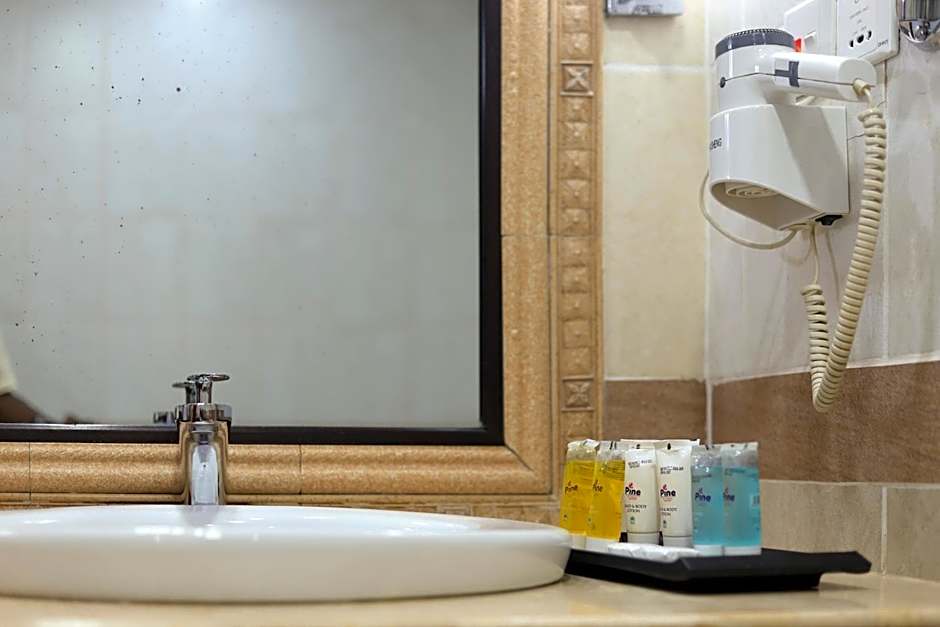 Royal Suites Hotel-Kampala