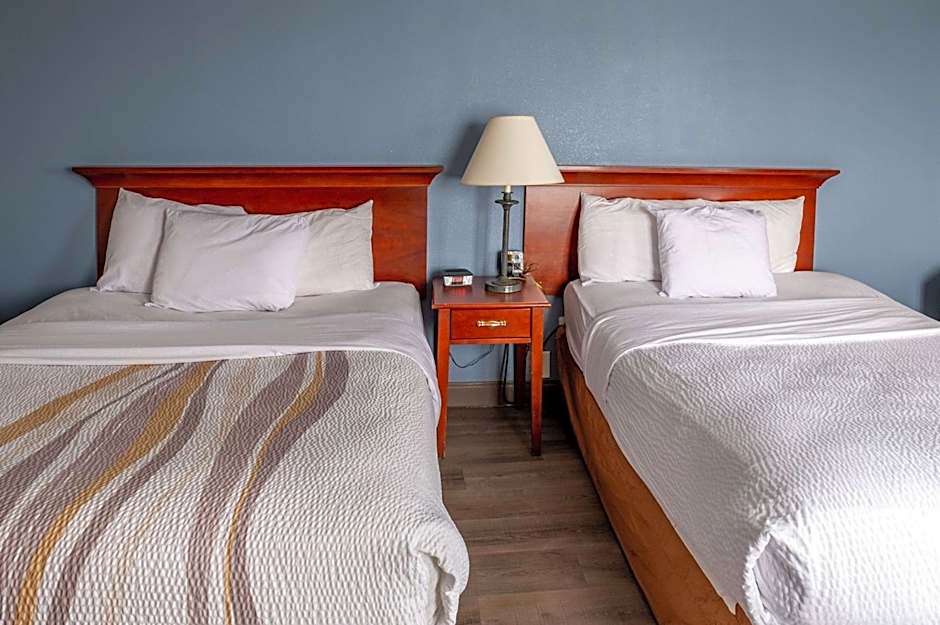 La Quinta Inn & Suites by Wyndham New Haven