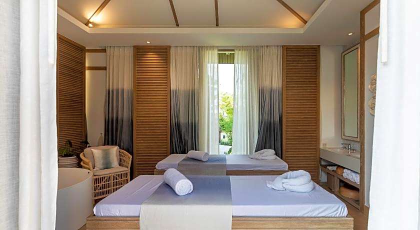 Cape Fahn Hotel