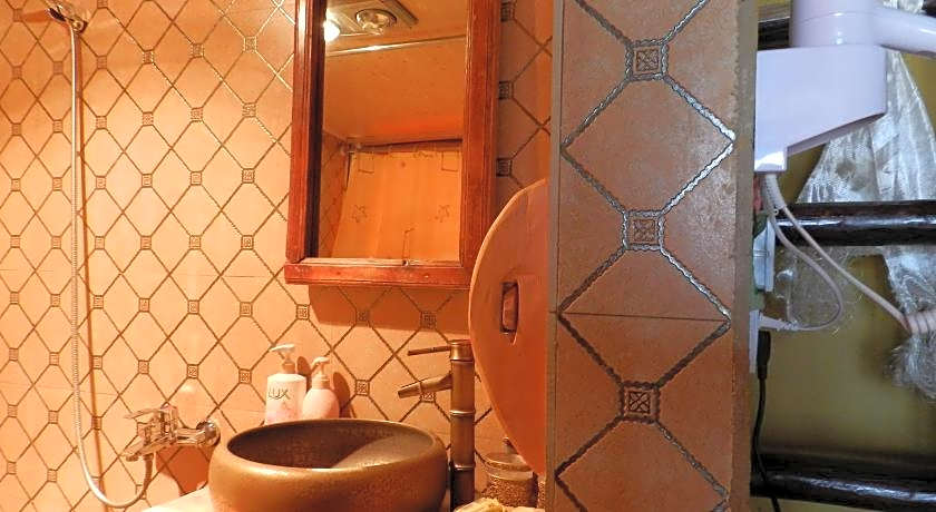 Shangri-La Timeless Inn