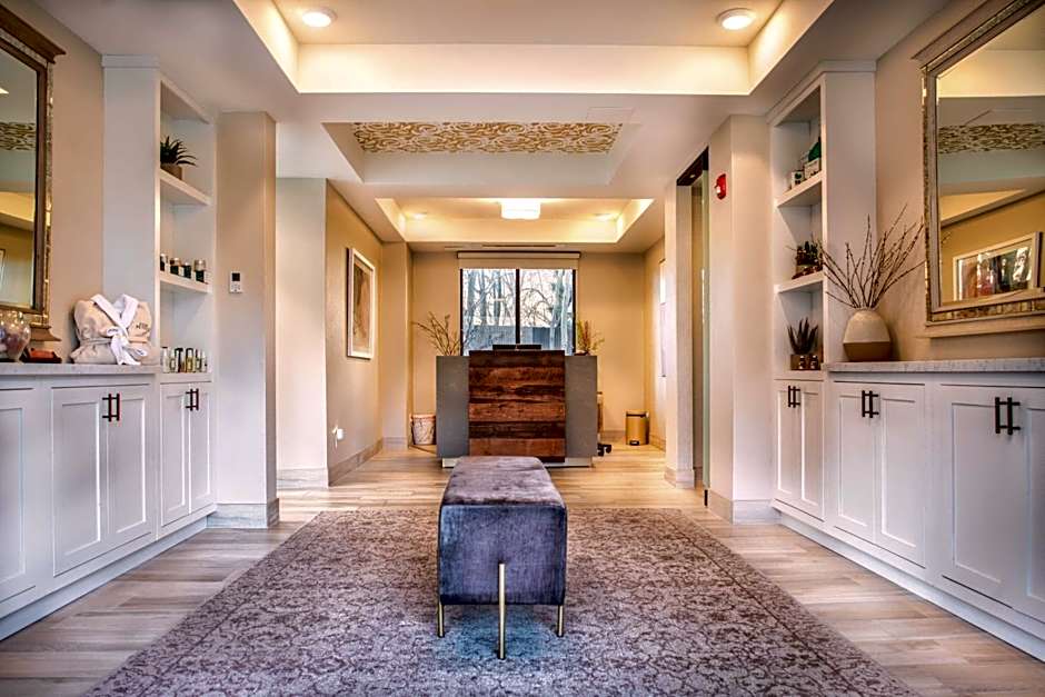 Cliffrose Springdale, Curio Collection by Hilton