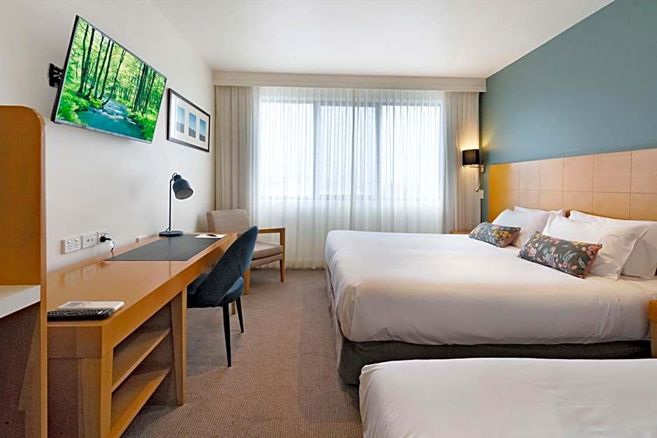 Gateway Hotel by Nightcap Plus