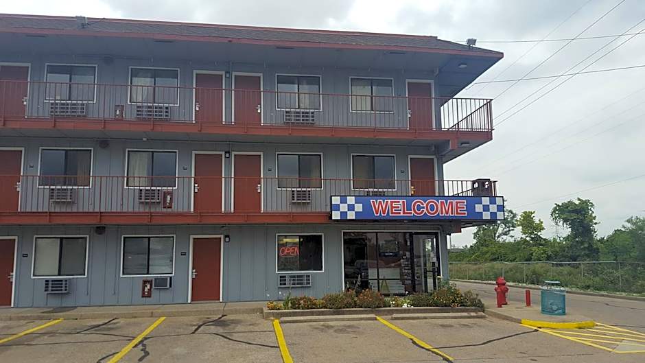 Photo 1 of 14 of Travel Inn