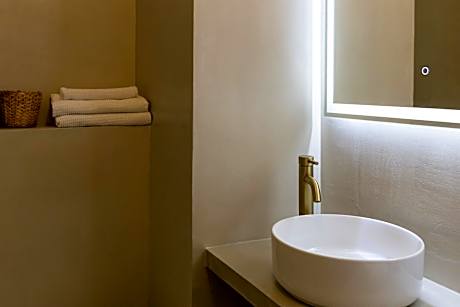 Junior Suite  with One Queen Bed and One Sofa Bed - Sea View