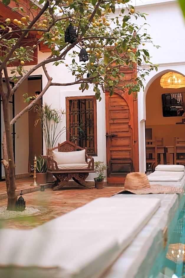 RIAD SAMAH