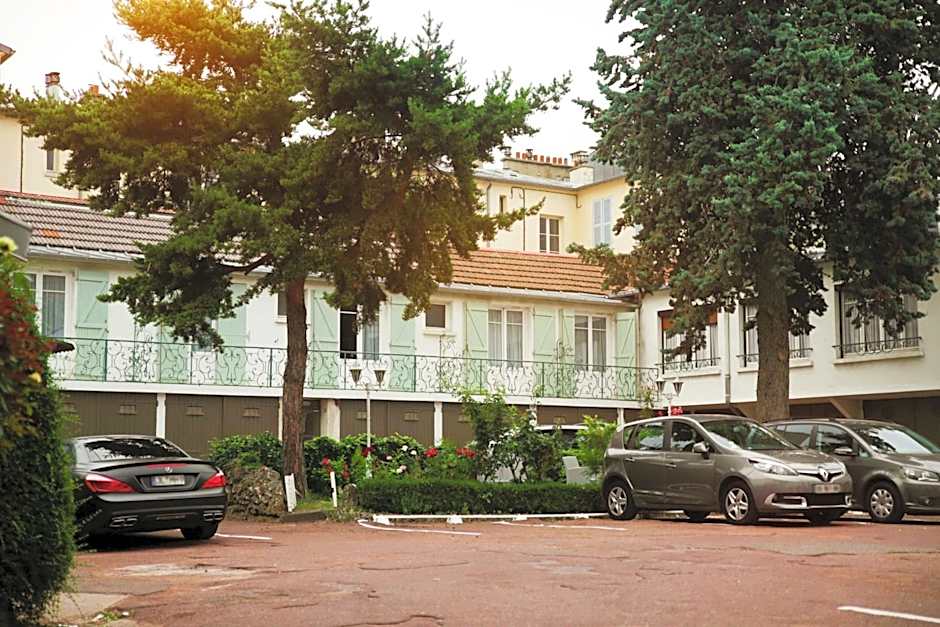 Hôtel du Cheval Rouge