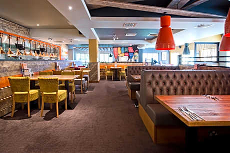 Premier Inn Cirencester