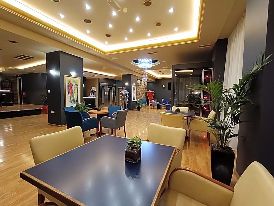 Queens Leriotis Hotel