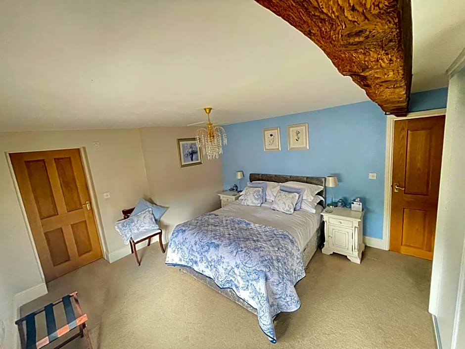 Eagle House - Award Winning B&B and Apartment