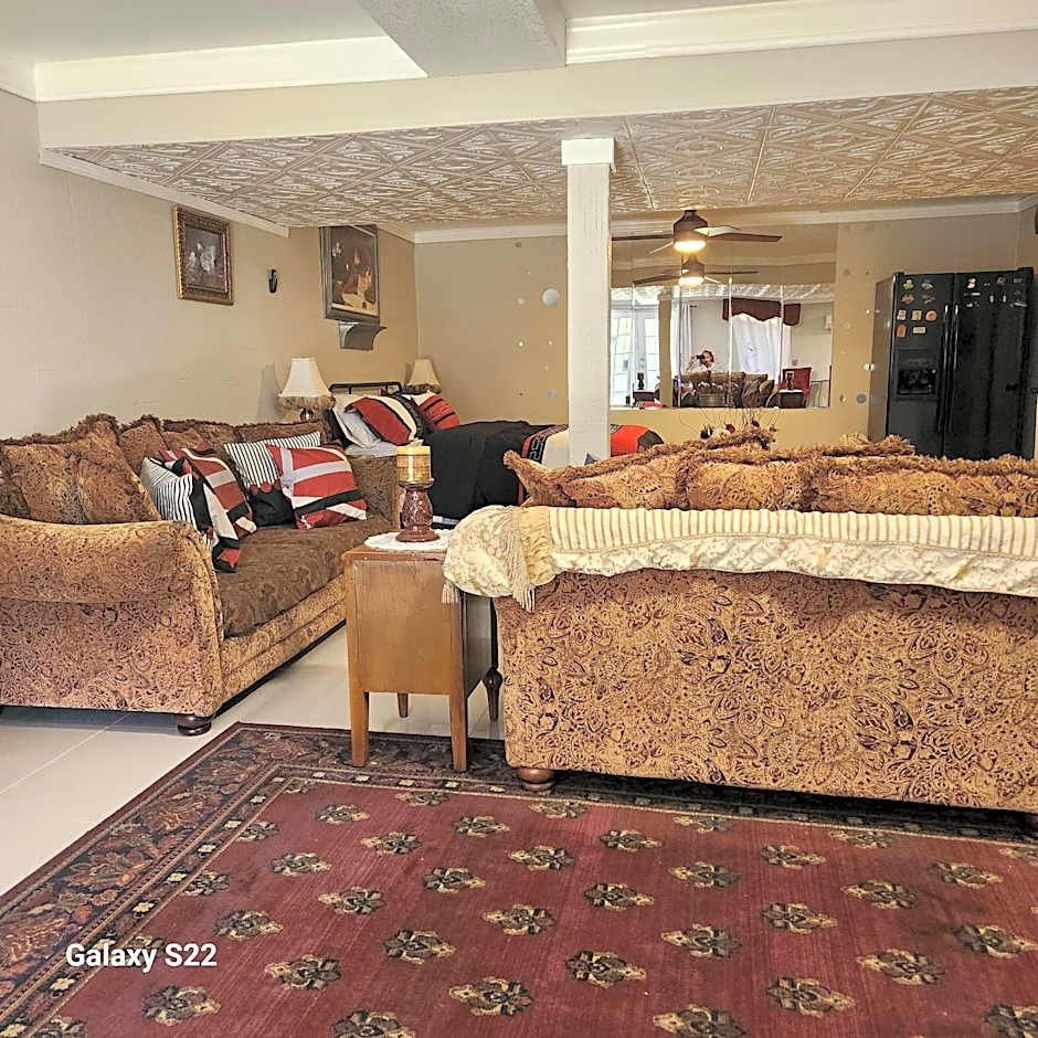 Cozy Mobay