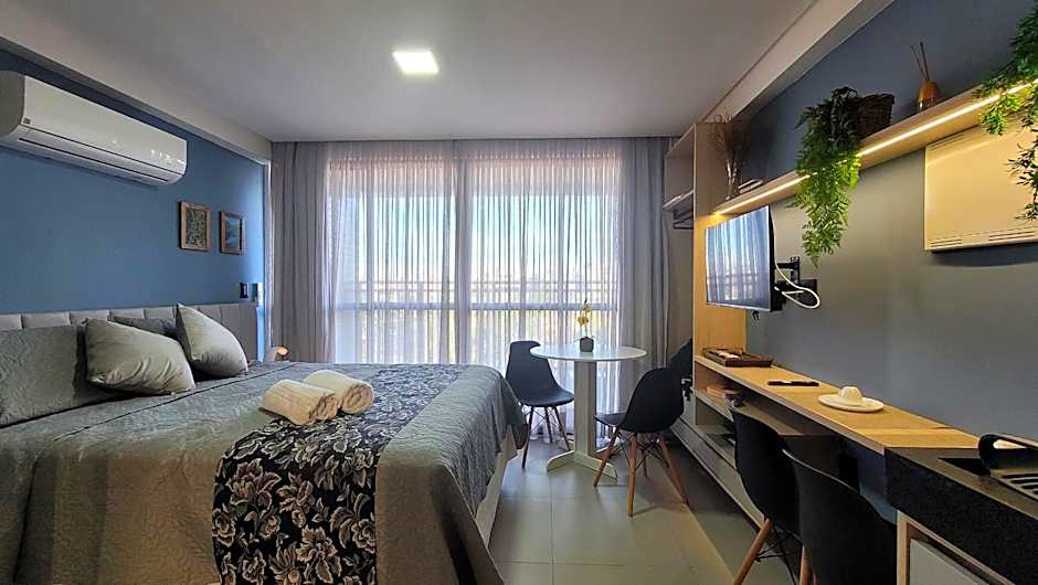 Studio with Balcony and Sea View