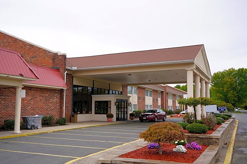 Rodeway Inn & Suites East Windsor