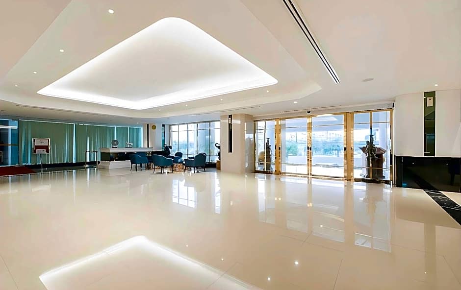 Siam Mandarina Bangkok Suvarnabhumi Airport Hotel (Free Shuttle)