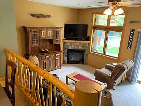 Minocqua Lake Condo B7