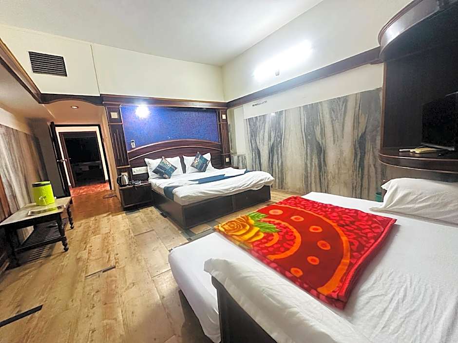 Hotel SSR Palace Mount Abu