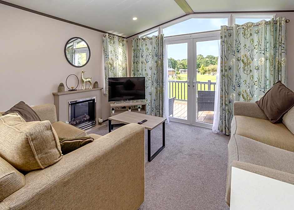 Ladera Retreat Lodges