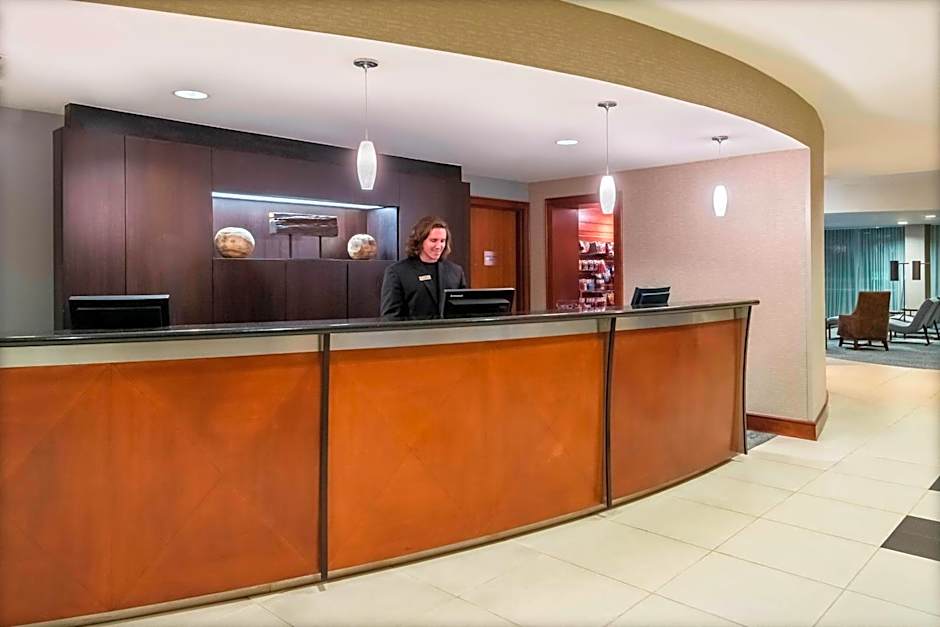 Courtyard by Marriott Fort Myers at I-75 and Gulf Coast Town Center