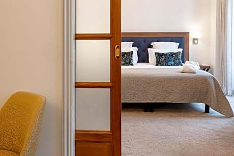 Suite with City View