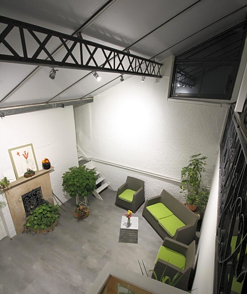 Logis Hotel L'ange Couronne