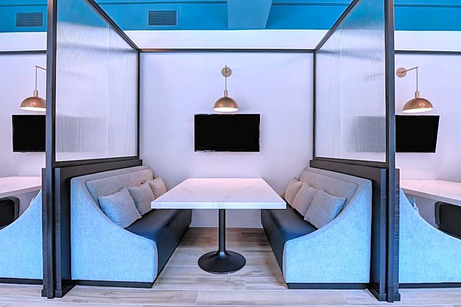 Courtyard by Marriott Cincinnati Downtown 