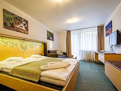 Superior Double Room with Mountain View