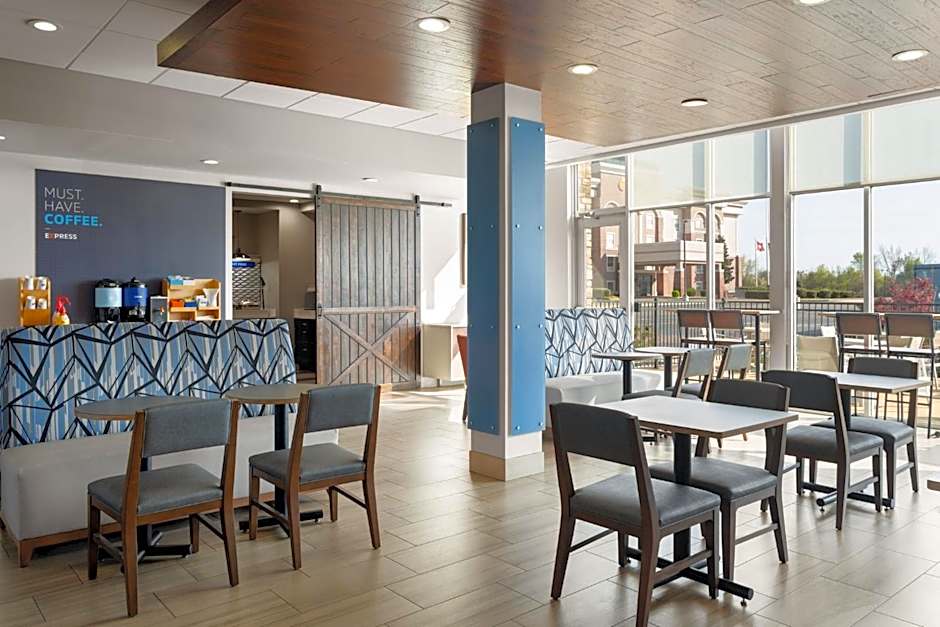 Holiday Inn Express & Suites West Memphis By IHG