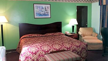 King Room - Non-Smoking