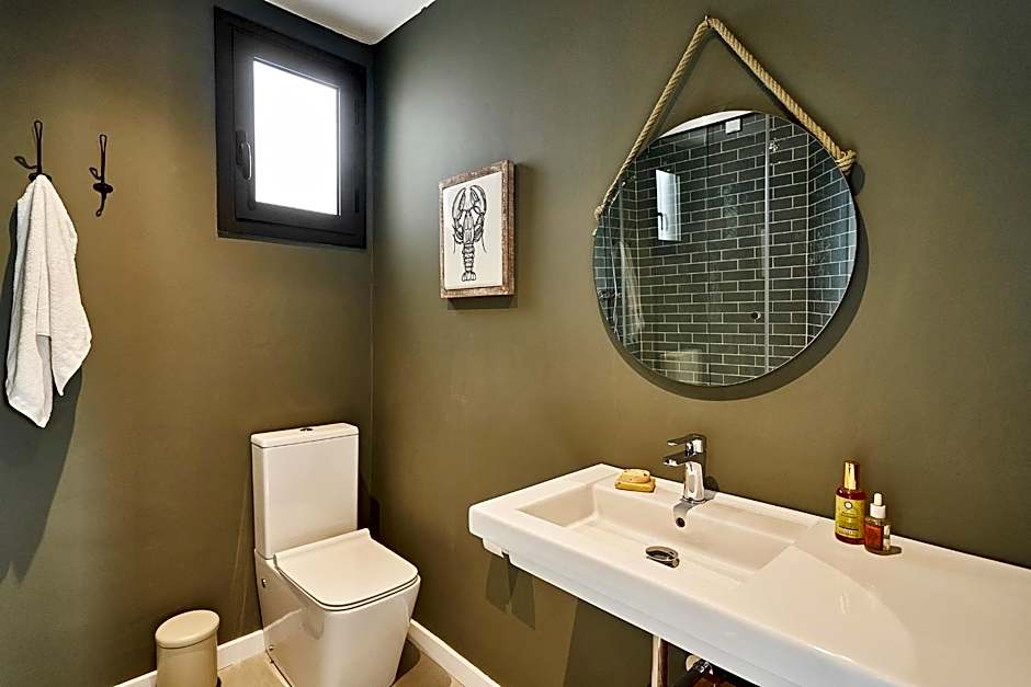 AinB Eixample-Miro Apartments