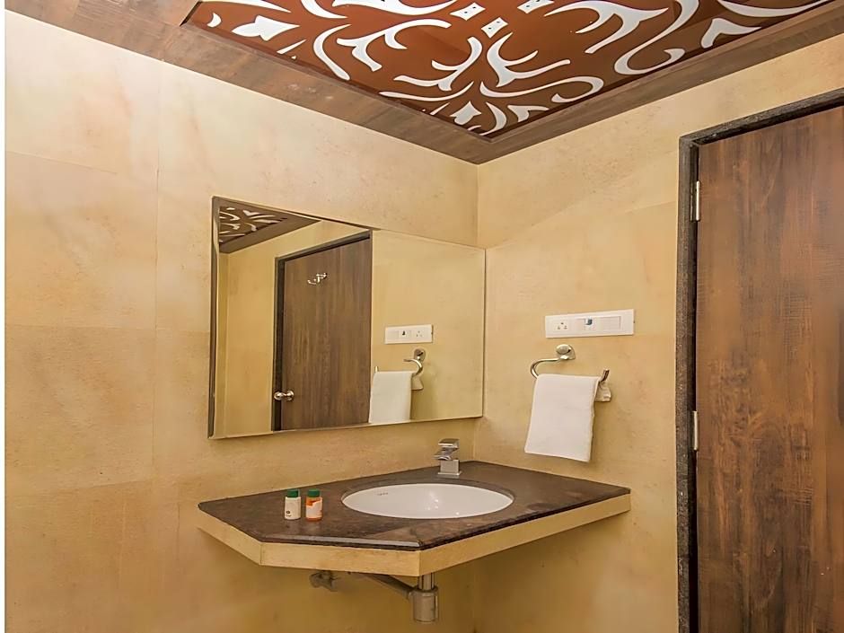 Hotel O Lotus Residency