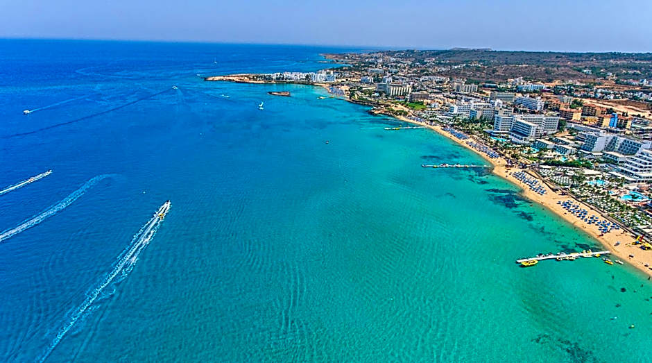 Marlita Beach Hotel Apartments