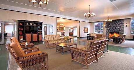 Hawaii Volcano House