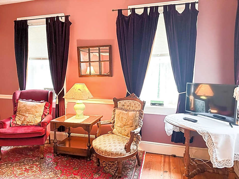 The Black Walnut Inn