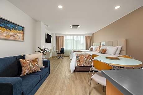 Standard Double Suite