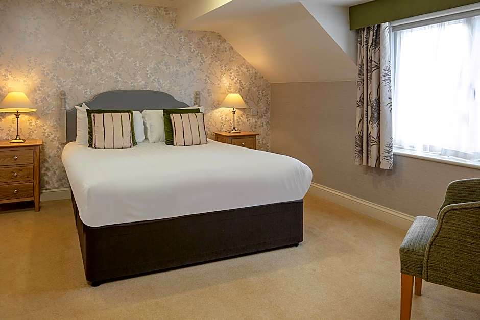 Knights Hill Hotel & Spa