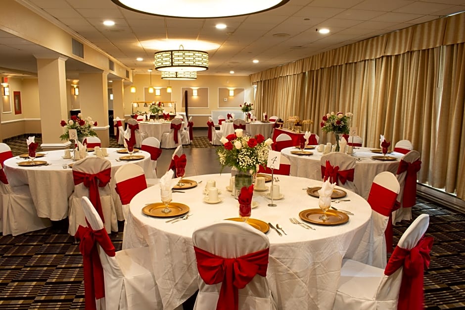 Mitchell Executive Hotel