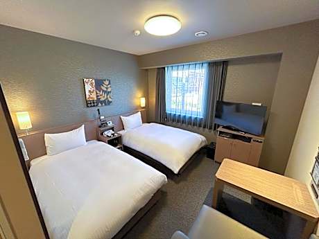 Twin Room - Non-Smoking