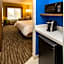 Holiday Inn Express Hotel & Suites Roseville - Galleria Area By IHG