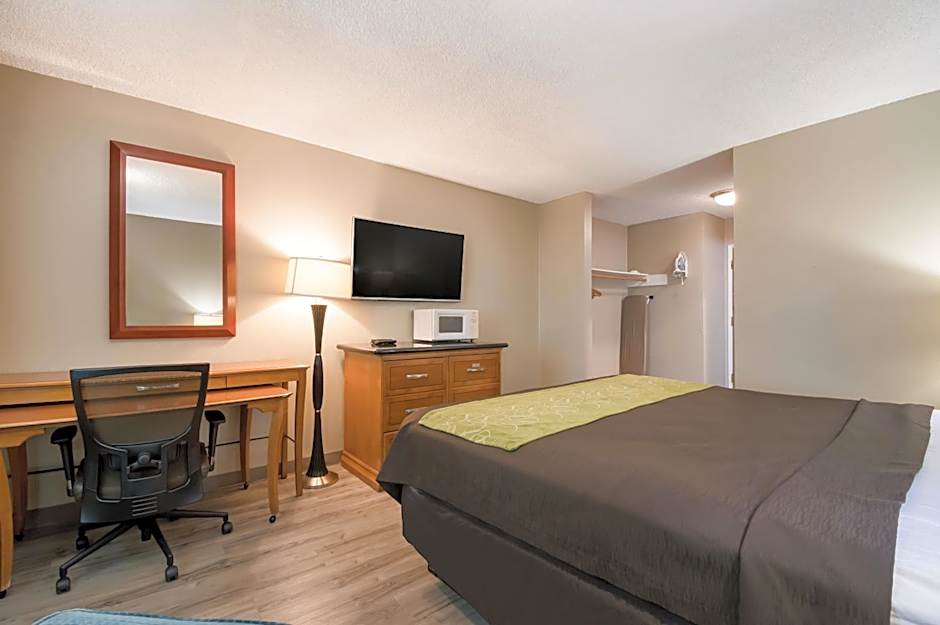 Rodeway Inn & Suites Portland West - Beaverton