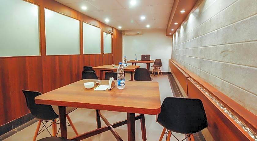 Treebo Trend Green View