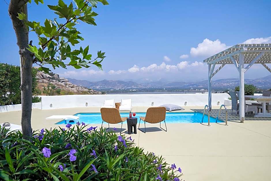 Naxian Utopia | Luxury Villas & Suites