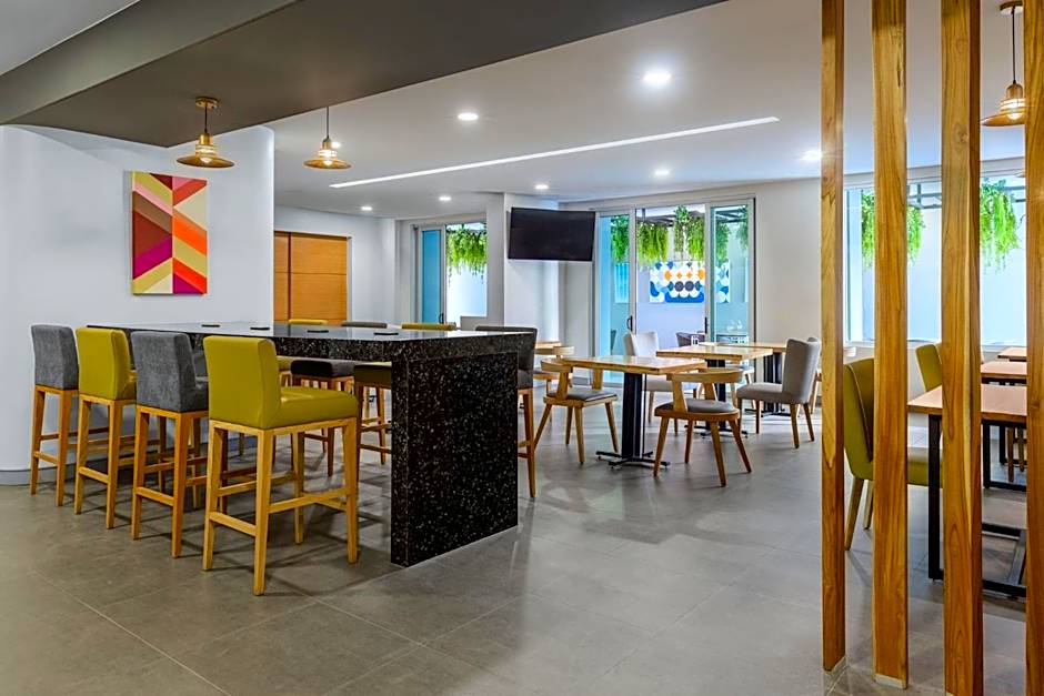 Holiday Inn Express San Jose Forum By IHG