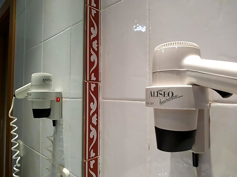 Área de Servicio El Cruce